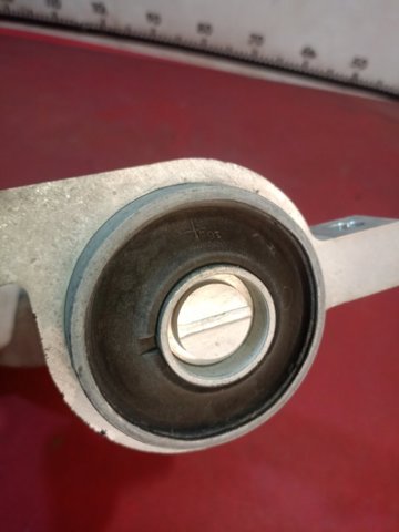 Передний нижний рычаг 545004GE0A NISSAN