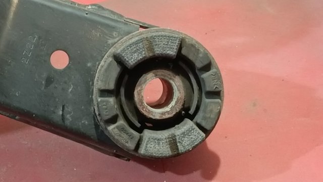 NISSAN 554006RR5A Подрамник задний в наличии Тернополь