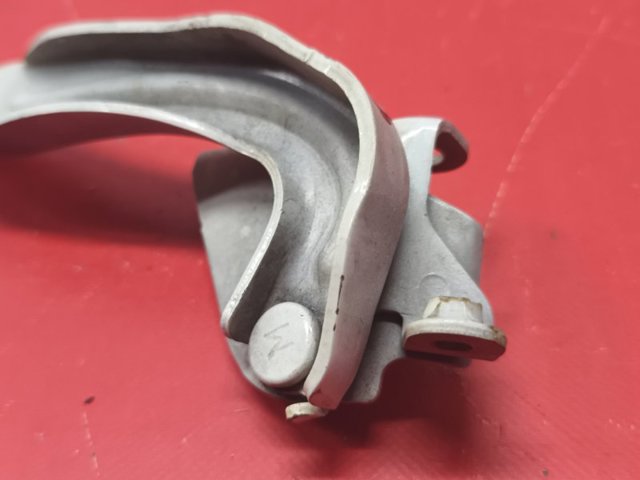 SUBARU 57260SG0109P Петля капота левая в наличии Николаев