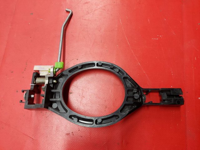 MITSUBISHI 5746A087 Держатель наружной ручки двери задней левой в наличии Днепр