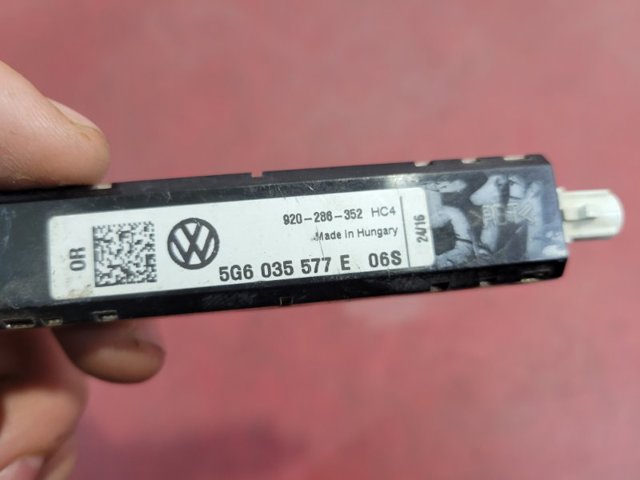 VAG 5G6035577E в наличии Днепр