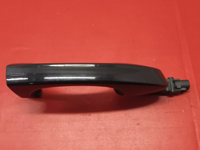 Внешняя ручка правой двери 5GM837206 VAG