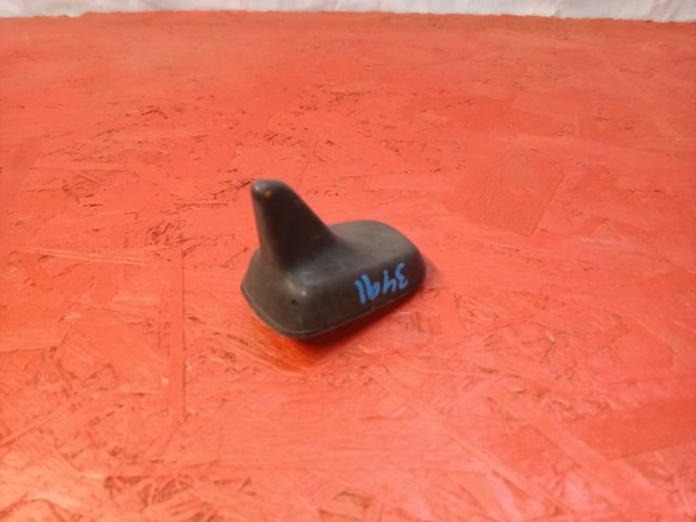 VAG 5Q0035507 Антенна в наличии Киев