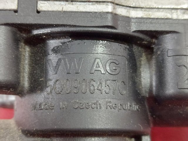 VAG 5Q0906457C Регулирующий клапан охлаждающей жидкости в наличии Ирпень