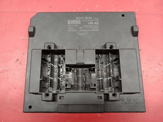 Блок комфорта 5Q0937085BN VAG