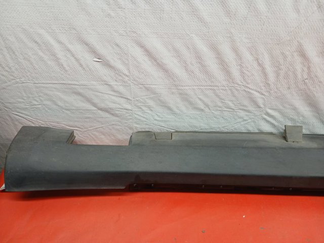 TESLA 600587500E Накладка (молдинг) порога наружная правая в наличии Ужгород