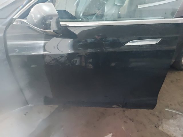 Водительская дверь 6006662E0H TESLA