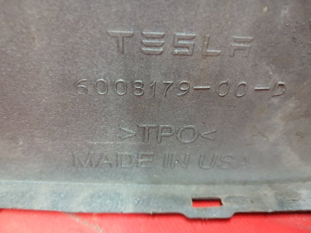 TESLA 600817900D Задний бампер в наличии Каменское