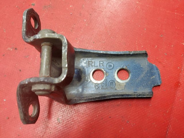 Петля двери задней правой 60479AL02B SUBARU