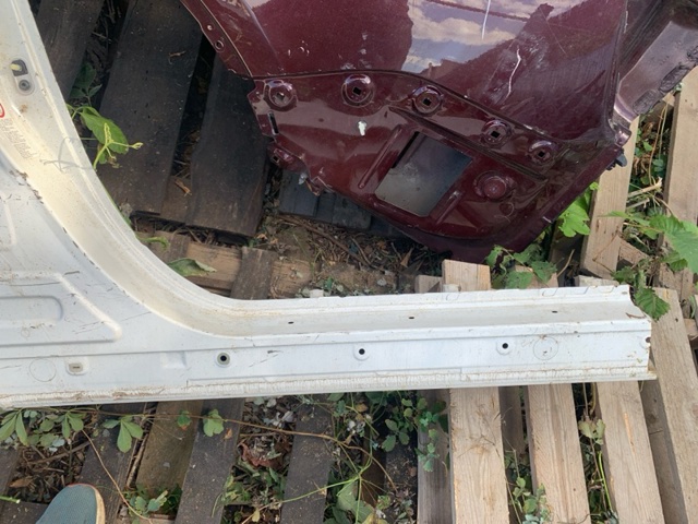 TOYOTA 6131106090 в наличии Чернигов