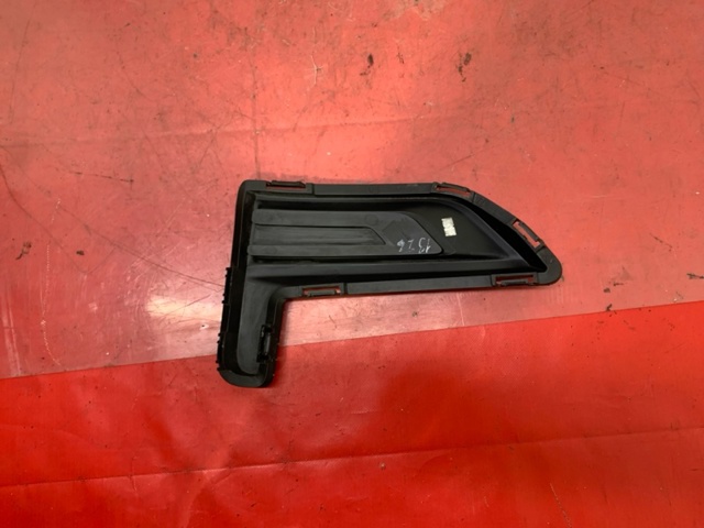 622565HK0A NISSAN Заглушка (решетка) противотуманных фар бампера переднего правая купить в Ужгород