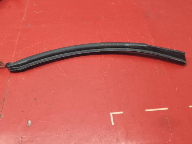 SUBARU 63526SG000 в наличии Тернополь