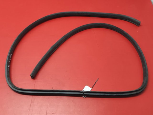 SUBARU 63572SG001 в наличии Ужгород