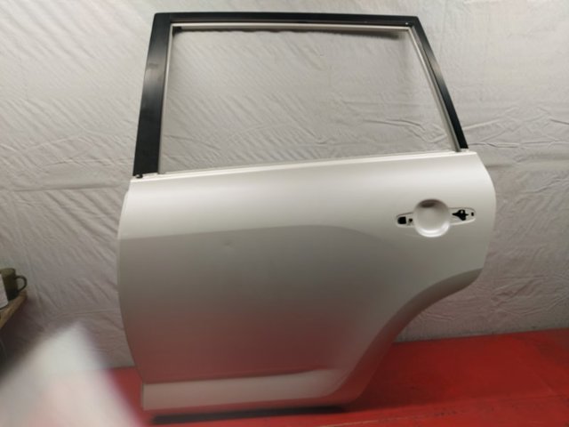 Дверь задняя, левая 670040R030 TOYOTA