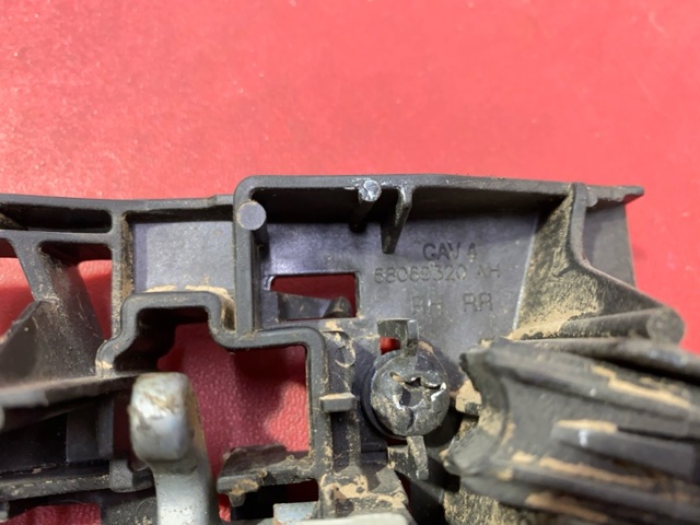 68069320AH CHRYSLER купить в Кривой Рог