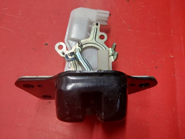 68110603AC CHRYSLER Замок багажника купить в Киев