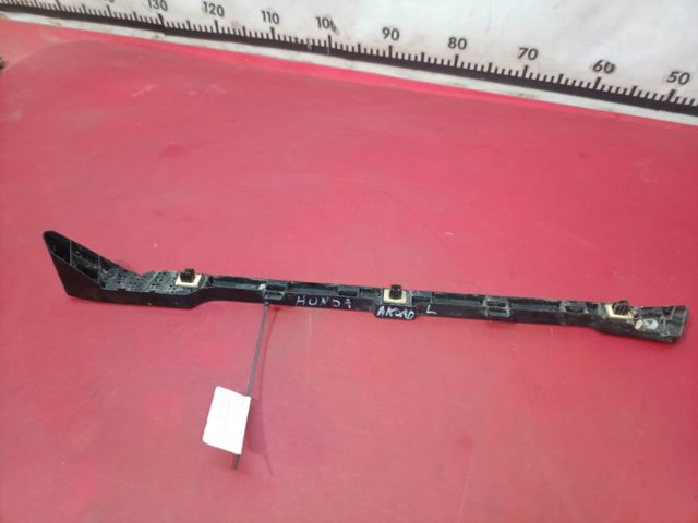 Направляющая заднего бампера, левая 71598T2AA01 HONDA