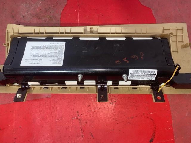 BMW 72129221822 Подушка безопасности (AIRBAG) водительская, защиты коленей в наличии Тернополь