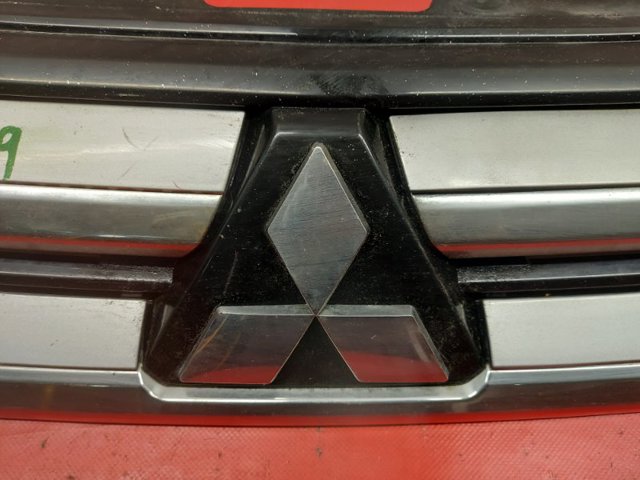 MITSUBISHI 7450A967 Решетка радиатора в наличии Павлоград