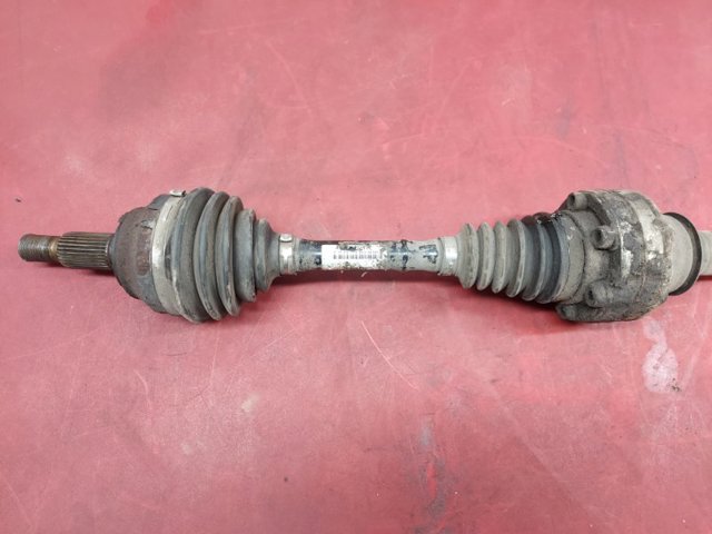7L0407271E PORSCHE Полуось (привод) передняя купить в Николаев