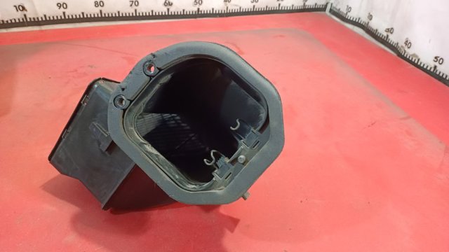Воздухозаборник 7L0819049 PORSCHE