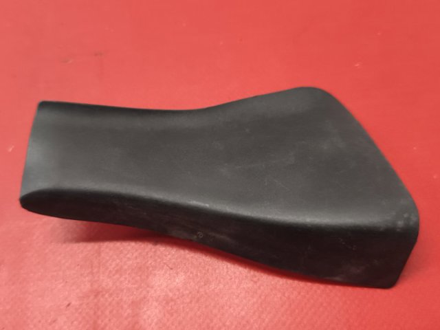 Обивка боковины кузова 7L0837916C PORSCHE