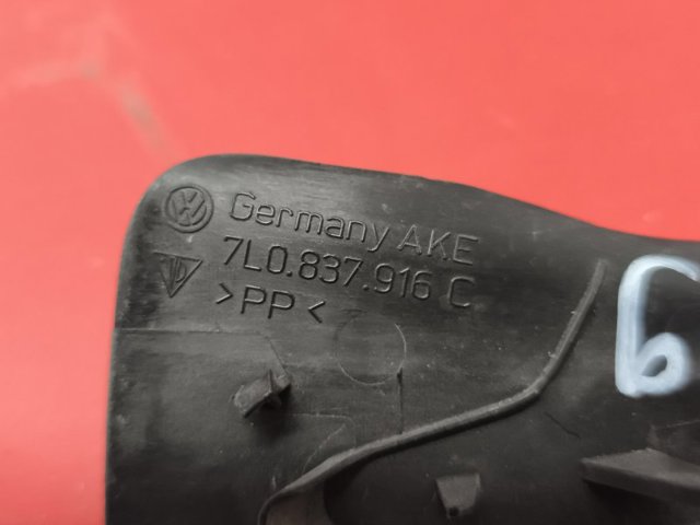 7L0837916C PORSCHE Обшивка (облицовка) внутренняя двери передней правой купить в Винница