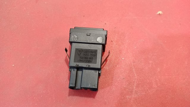7L5963563 PORSCHE купить в Днепр