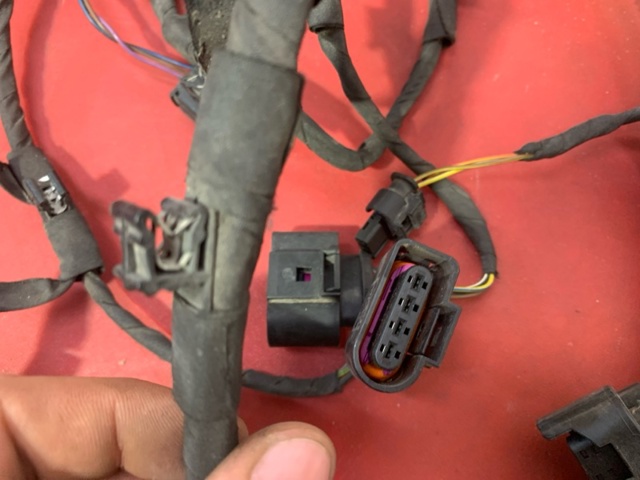 7P5971095D PORSCHE купить в Кривой Рог
