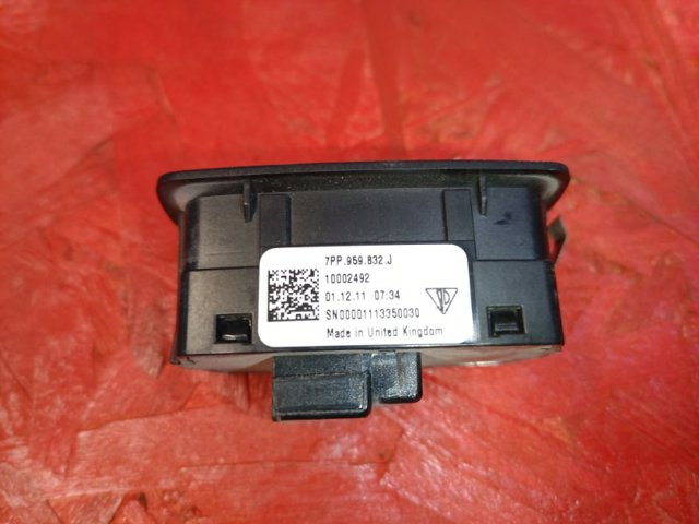 PORSCHE 7PP959832J Кнопка салона привода крышки багажника (двери 3/5-й (ляды) в наличии Черновцы
