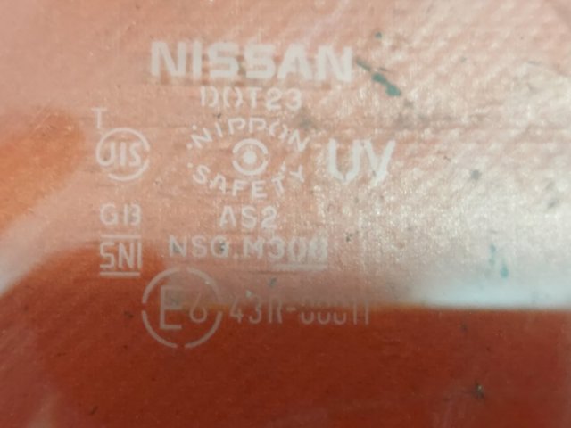 803009TA0A NISSAN Стекло двери передней правой купить в Ужгород
