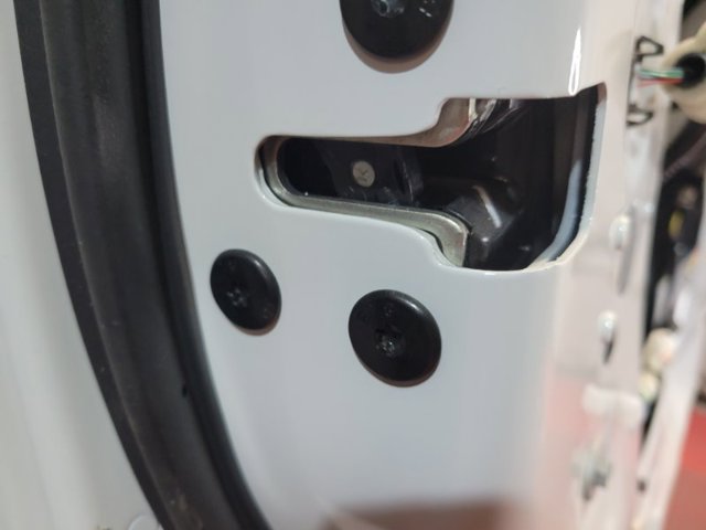 Запор кабины 805016RR0A NISSAN
