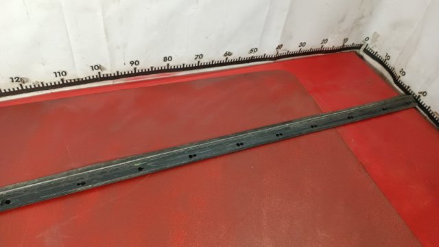 Накладка наружняя (молдинг) порога, левый 808396RR0A NISSAN