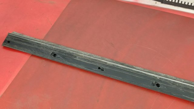 808396RR0A NISSAN Накладка (молдинг) порога наружная левая купить в Запорожье
