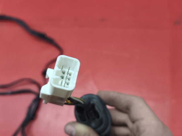 81822SG001 SUBARU Жгут проводов задней двери купить в Сумы