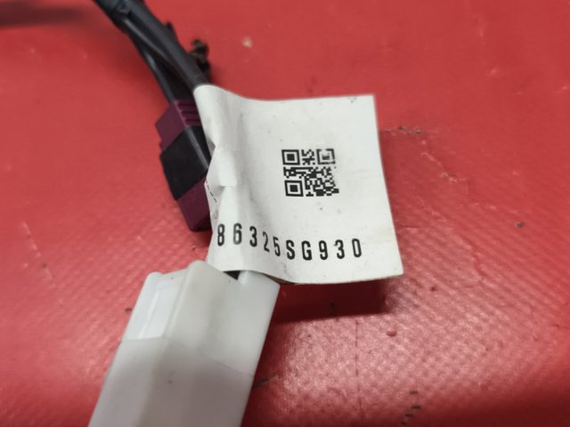 SUBARU 86325SG930 в наличии Полтава