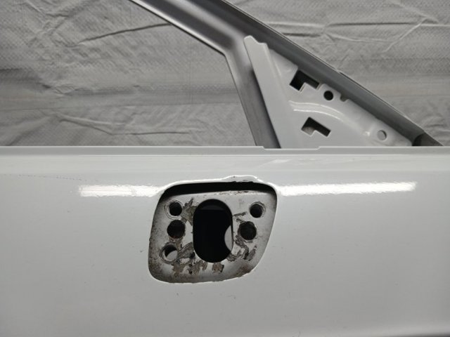 8P3831052D VAG Дверь передняя правая купить в Житомир