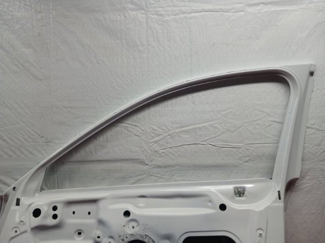 8P3831052D VAG Дверь передняя правая купить в Украина