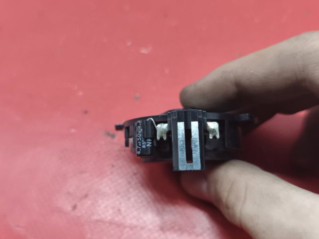 VAG 8R0035399C в наличии Николаев
