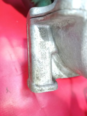 8R0199381 Правая подушка двигателя купить Одесса