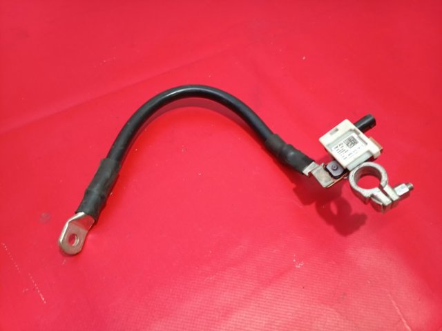 Кабель массы аккумулятора (АКБ) 8R0915181C VAG