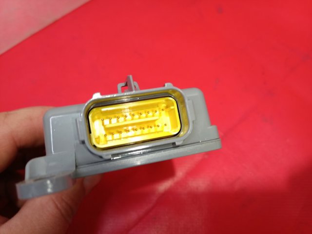 VAG 8R0959339A в наличии Запорожье