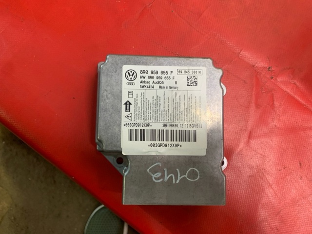 Блок управления airbag 8R0959655F VAG