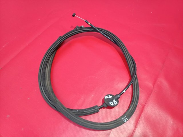 8R1823535 VAG Трос открывания капота задний купить в Кривой Рог