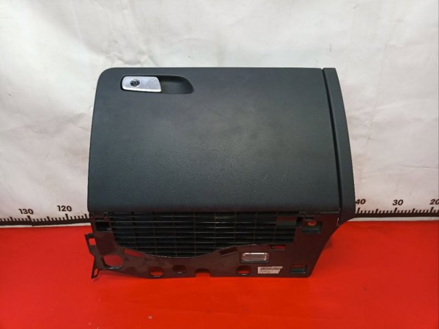 Ящик для документов, карман боковины 8R18571046PS VAG