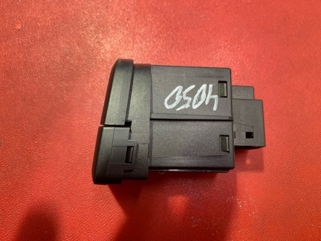VAG 8R1941509C в наличии Кривой Рог