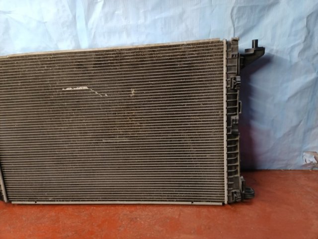 VAG 8W0121251AB Радиатор в наличии Запорожье