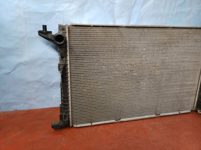 8W0121251AB Радиатор купить Днепр