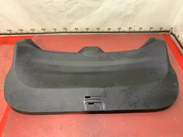 Обивка двери задка кузова 909005HA0A NISSAN