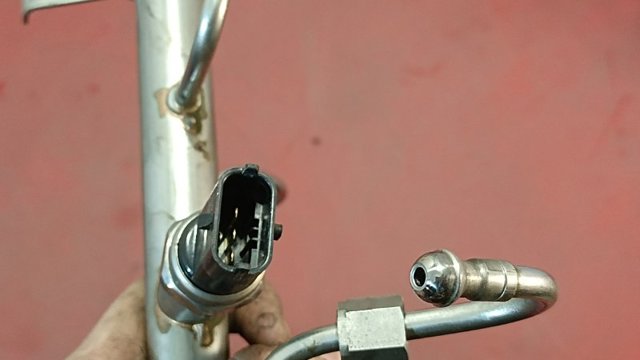 94811011502 PORSCHE Распределитель топлива (рампа) купить в Павлоград